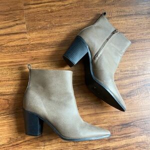 Old Navy pointed toe boots size‎ 10